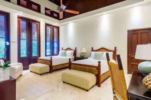 Bedroom with 2 Queen beds in villa in Casa de Campo