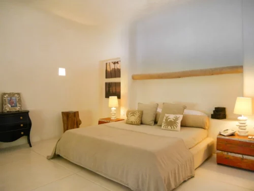 Luxury bedroom with King bed in Casa de Campo