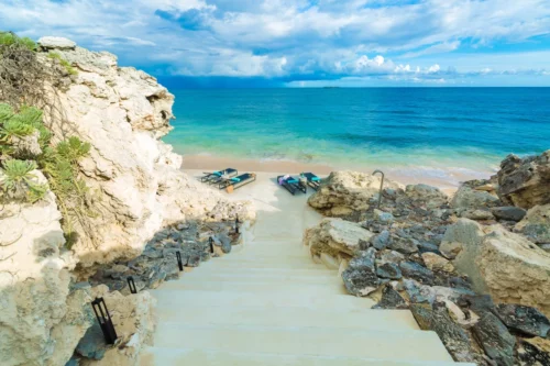 Private beach i home in Bahamas Caribbean