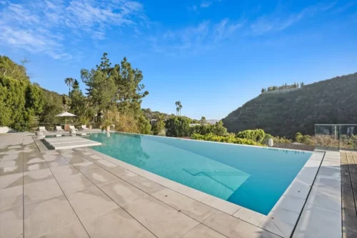 House with private pool in Beverly Hills