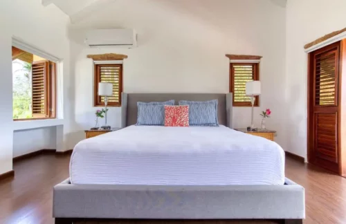 bedroom with Queen bed in Casa de Campo