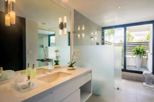 Luxury Super bathroom in villa at Casa de Campo