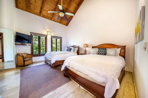 Luxury bedroom with 2 Queens beds in Casa de Campo