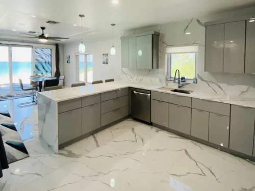 Luxury kitchen in Home in Bahamas