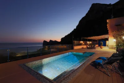 Infinity pool with ocean view in Home in Positano