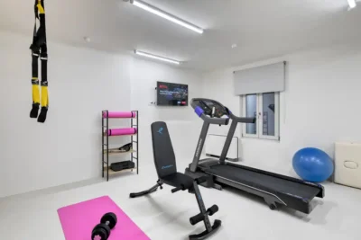 Private gym in luxury Home in Mykonos