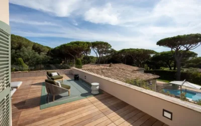 Panoramic terrace in villa in south of France